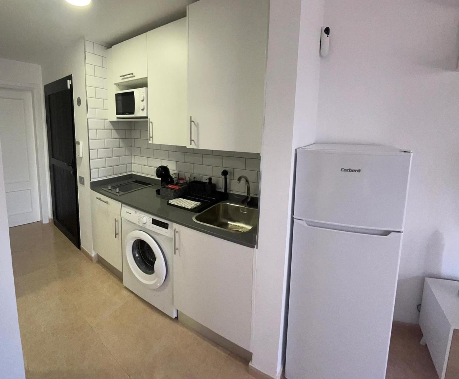 Apartamentos Gala คอร์ราเลโฮ ภายนอก รูปภาพ